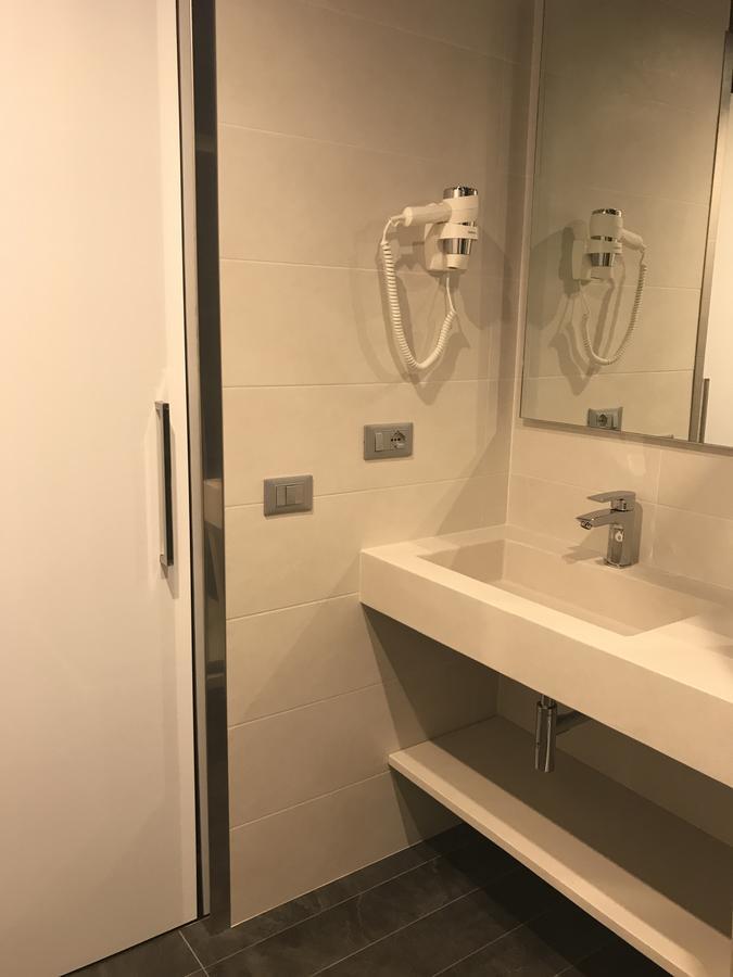 Hotel Carnia Venzone Luaran gambar
