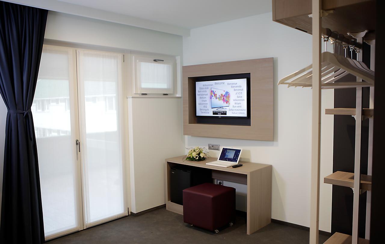 Hotel Carnia Venzone Luaran gambar
