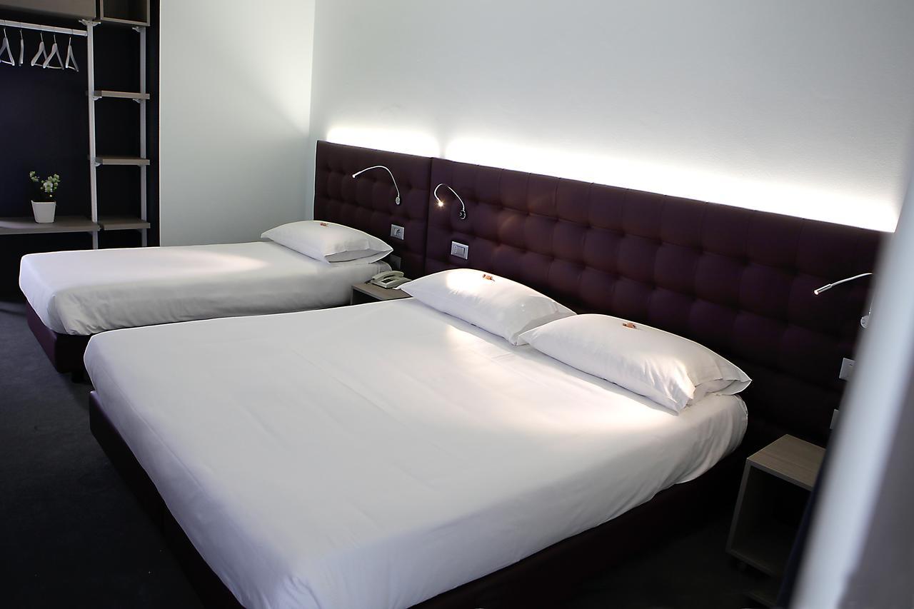 Hotel Carnia Venzone Luaran gambar