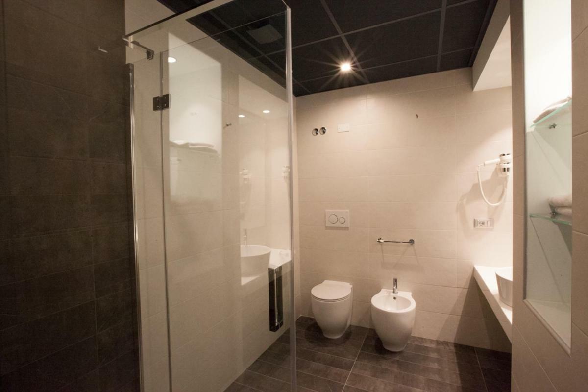 Hotel Carnia Venzone Luaran gambar